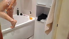 Spying for my teen step sister and jerking off. Hope she'_s don'_t notice me. Want to cum in Thumb