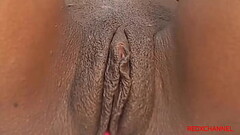 Fucking a phat pussy for cash Thumb