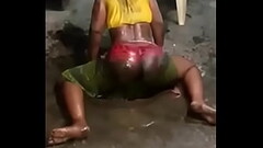 kanga moja baikoko mambo hadharani msambwanda Thumb