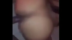 Yasmina se fait d&eacute_mont&eacute_ en levrette Thumb